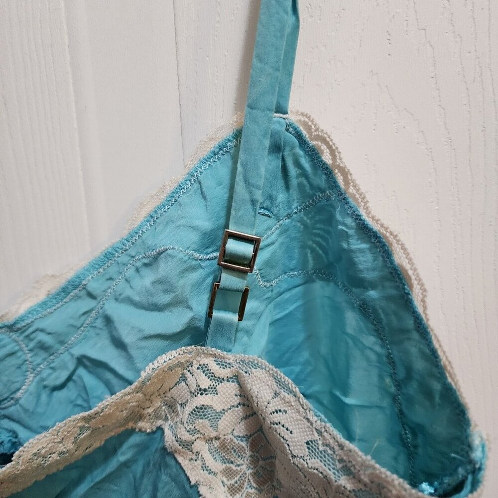 American Exchange Women's Y2K Style Tank Top 100% Silk Lace Hems Blue Size L - Picture 8 of 12